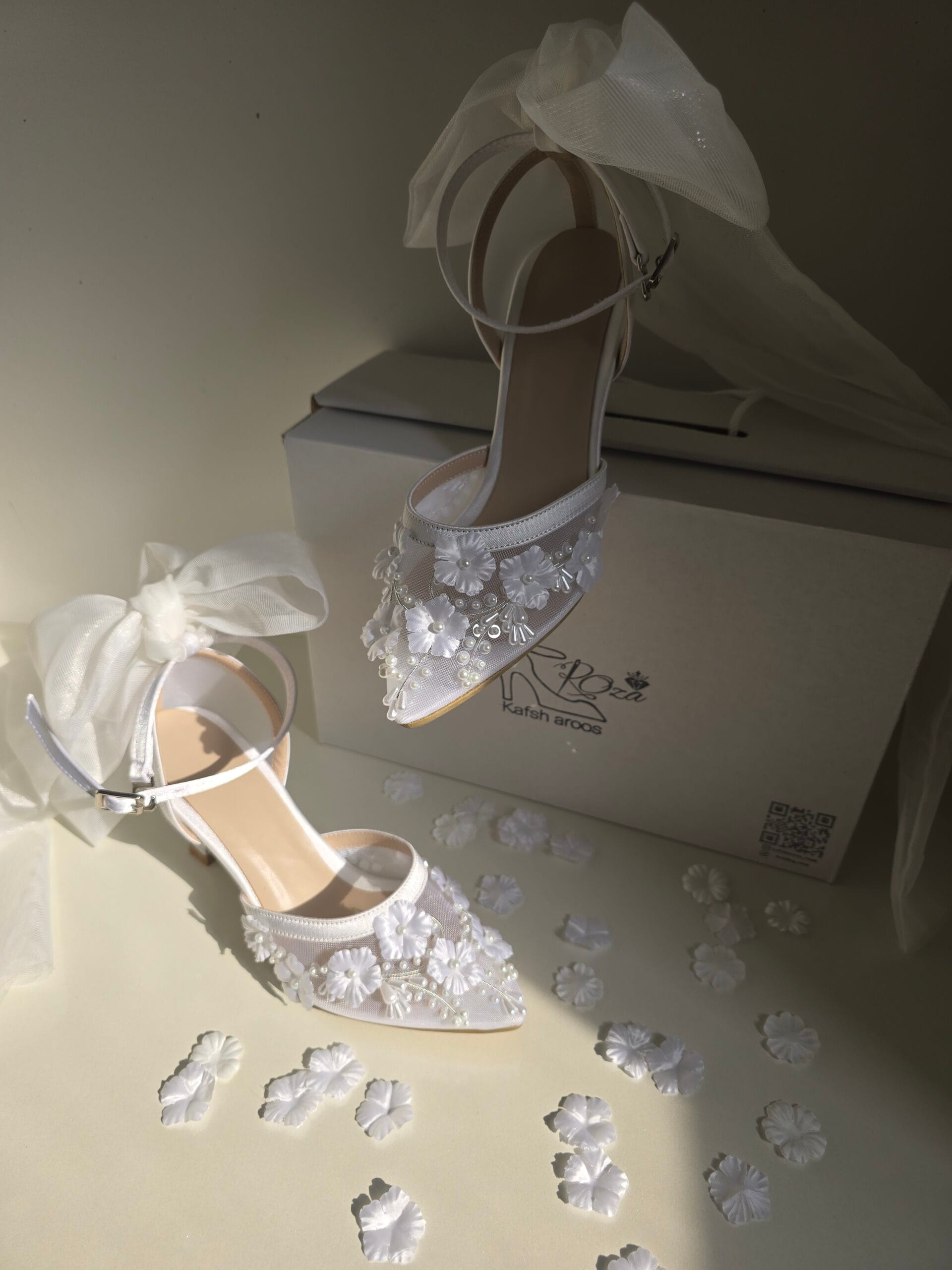 کفش عروس مدل پر گل