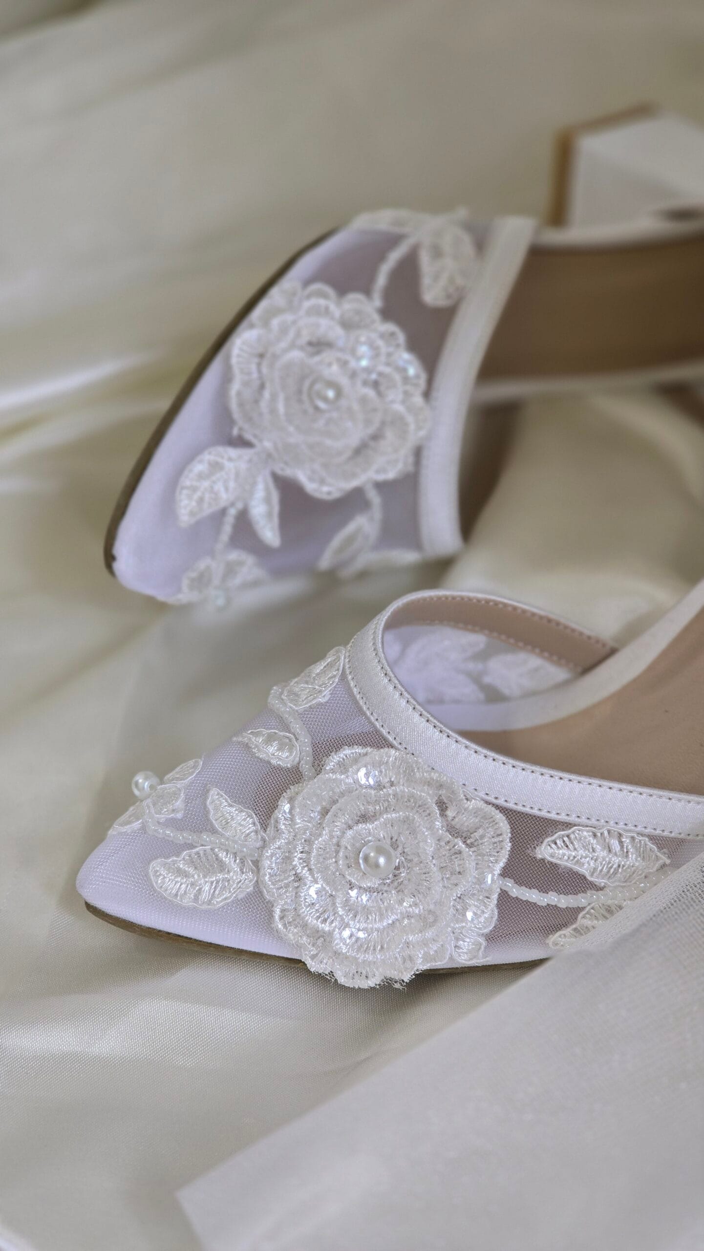 کفش عروس دانتل گل برجسته 1