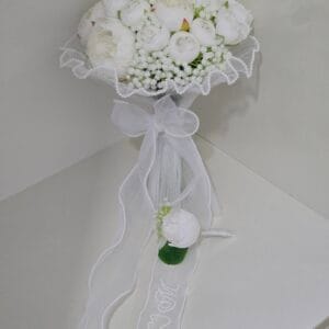دسته گل عروس پیونی و ژیپسوفیلا تور لب مرواریدی